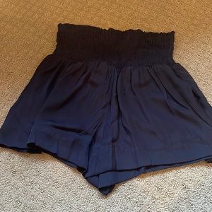 navy shorts